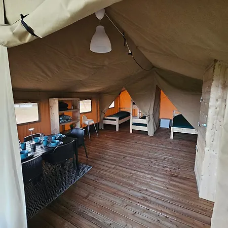 Happyfarm Safaritent Luxury tent Terschuur