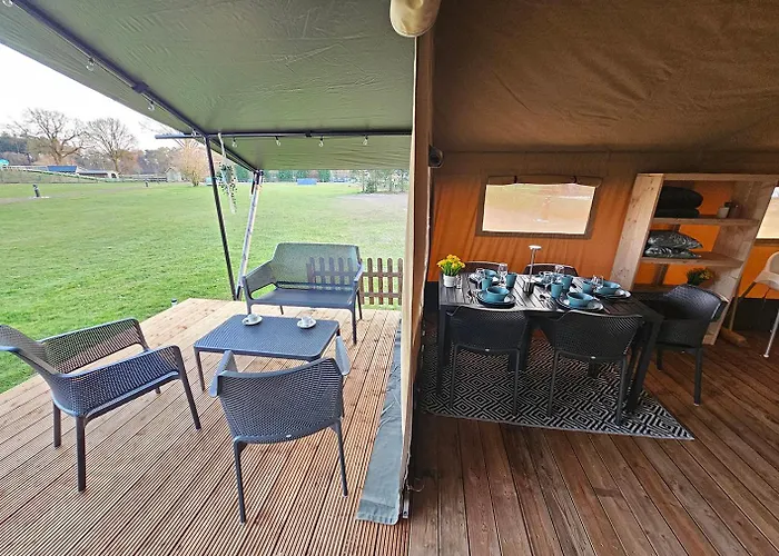 Luxusní stan Happyfarm Safaritent Terschuur